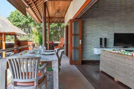 Villa Agung Lembongan Exteriér fotografie
